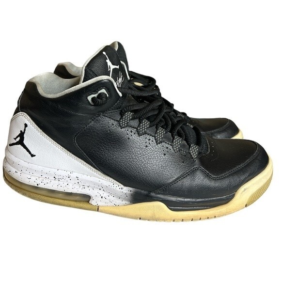2014 Air Jordan Nike Flight Black And White Sneakers Sz12 Men’s Style 705155-010 - Picture 1 of 16